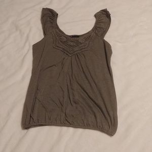 Sleeveless green top - XL
